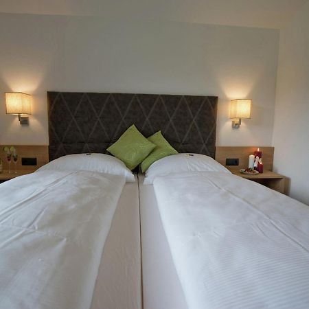 Holiday Flat Near Four Ski Lifts In Mayrhofen Eksteriør billede