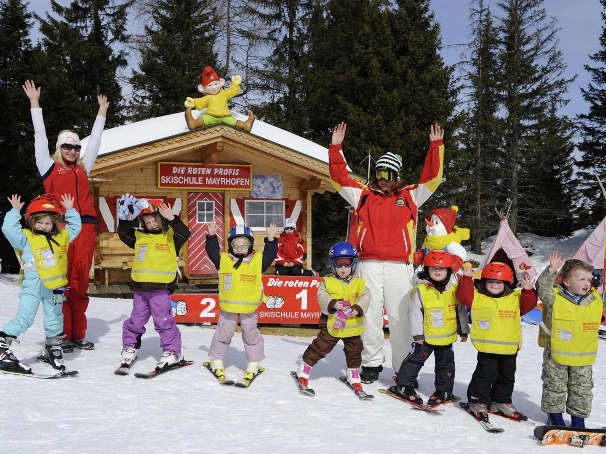 Holiday Flat Near Four Ski Lifts In Mayrhofen Eksteriør billede